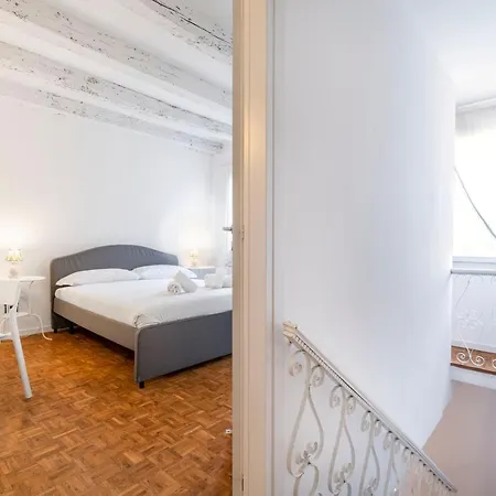 Ca' Del Sol Apartament *