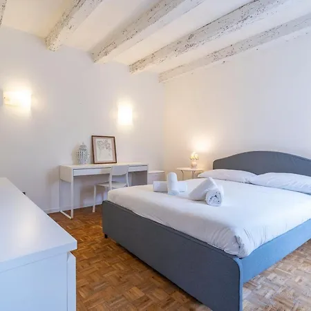 Ca' Del Sol Apartament *